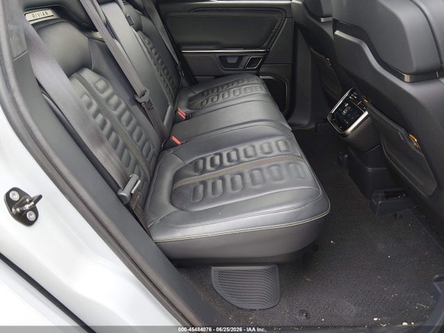 Rivian R1t Adventure 2022 7FCTGAAA5NN009948 Image 8