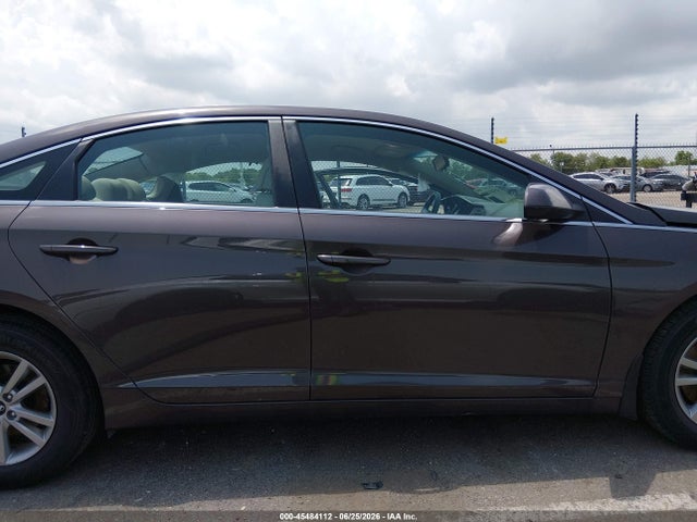 Hyundai SONATA SE 2016 5NPE24AF6GH298853 Image 14