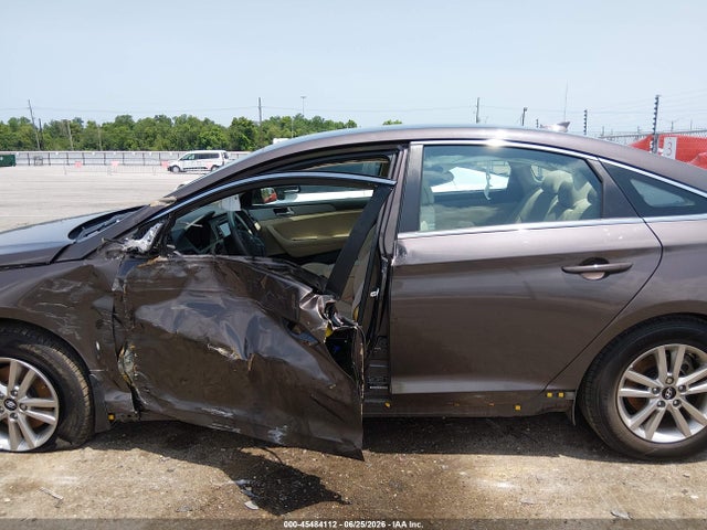 Hyundai SONATA SE 2016 5NPE24AF6GH298853 Image 15