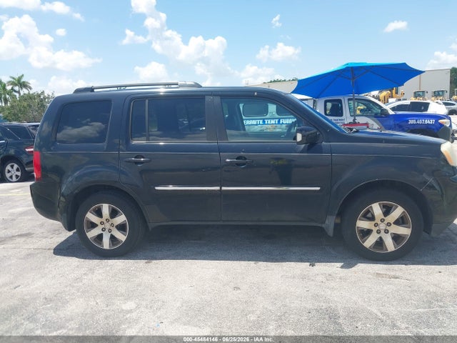 45484146 :رقم المزاد ، 5FNYF3H93FB024678 vin ، 2015 Honda Pilot Touring مزاد بيع