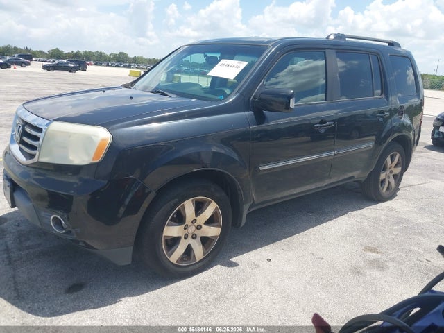 45484146 :رقم المزاد ، 5FNYF3H93FB024678 vin ، 2015 Honda Pilot Touring مزاد بيع