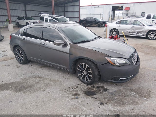 Aukcja sprzedaży 2013 Chrysler 200 Limited, vin: 1C3CCBCGXDN577625, numer aukcji: 45484224
