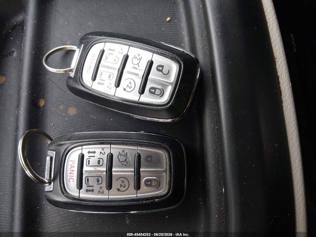 Aukcja sprzedaży 2017 Chrysler Pacifica Touring-l, vin: 2C4RC1BG5HR608113, numer aukcji: 45484252