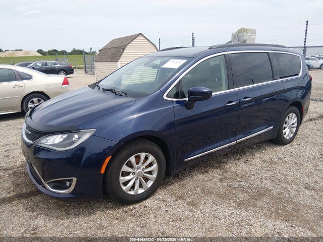 Aukcja sprzedaży 2017 Chrysler Pacifica Touring-l, vin: 2C4RC1BG5HR608113, numer aukcji: 45484252