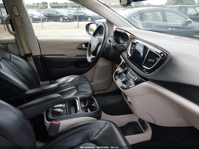 Aukcja sprzedaży 2017 Chrysler Pacifica Touring-l, vin: 2C4RC1BG5HR608113, numer aukcji: 45484252