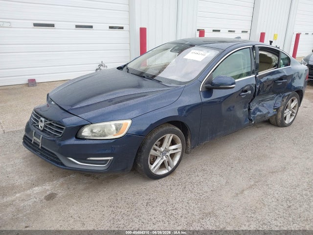 2014 Volvo S60 T5 მანქანა იყიდება აუქციონზე, vin: YV1612FS5E2285151, აუქციონის ნომერი: 45484310