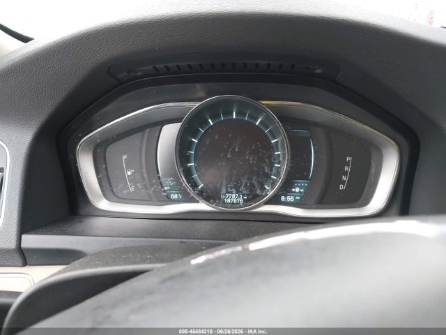 2014 Volvo S60 T5 მანქანა იყიდება აუქციონზე, vin: YV1612FS5E2285151, აუქციონის ნომერი: 45484310