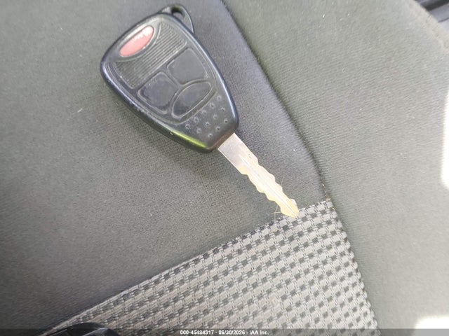 1C4NJPFA0GD599738 Jeep Patriot Latitude