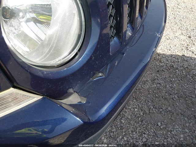 1C4NJPFA0GD599738 Jeep Patriot Latitude