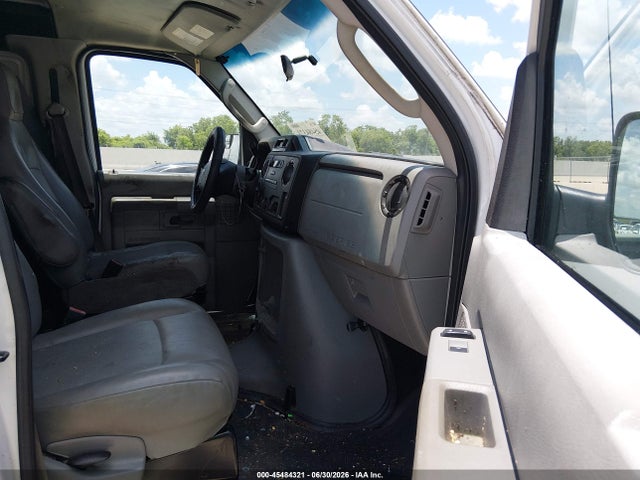 Ford E-250 Commercial 2014 1FTNE2EW6EDA22620 Image 5