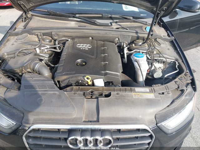 45484353 :رقم المزاد ، WAUEFAFL1FN017698 vin ، 2015 Audi A4 2.0t Premium مزاد بيع