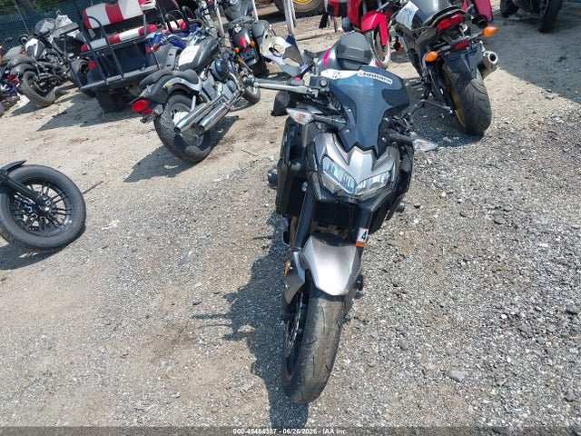 45484387 :رقم المزاد ، ML5ZRDF1XPDA57469 vin ، 2023 Kawasaki Zr900 F مزاد بيع