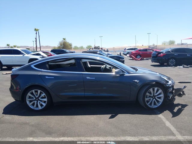Tesla MODEL 3 2017 5YJ3E1EA9HF000873 Image 12
