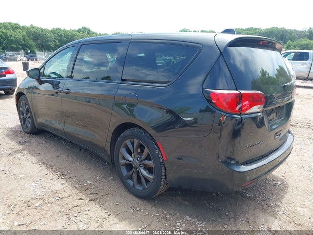 2020 Chrysler Pacifica Touring მანქანა იყიდება აუქციონზე, vin: 2C4RC1FG0LR150483, აუქციონის ნომერი: 45484417