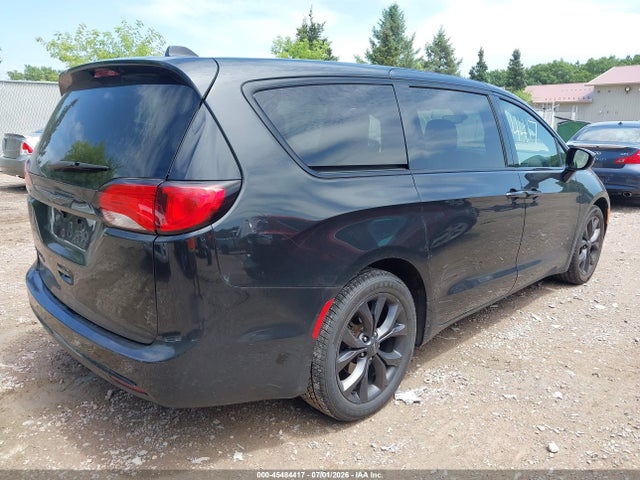 2020 Chrysler Pacifica Touring მანქანა იყიდება აუქციონზე, vin: 2C4RC1FG0LR150483, აუქციონის ნომერი: 45484417