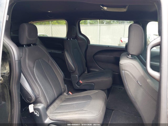 2020 Chrysler Pacifica Touring მანქანა იყიდება აუქციონზე, vin: 2C4RC1FG0LR150483, აუქციონის ნომერი: 45484417