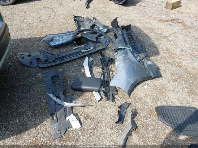 2018 Mitsubishi Outlander Es მანქანა იყიდება აუქციონზე, vin: JA4AZ3A38JZ056473, აუქციონის ნომერი: 45484470