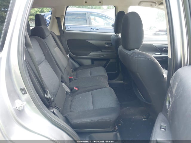 2018 Mitsubishi Outlander Es მანქანა იყიდება აუქციონზე, vin: JA4AZ3A38JZ056473, აუქციონის ნომერი: 45484470