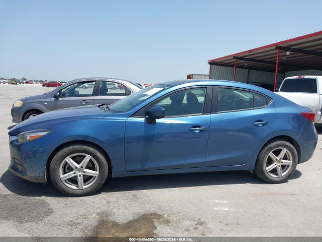 Aukcja sprzedaży 2018 Mazda Mazda3 Sport, vin: 3MZBN1U72JM233820, numer aukcji: 45484490
