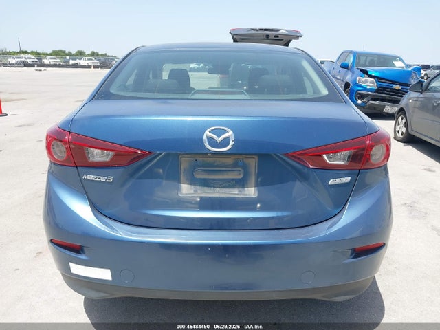 Aukcja sprzedaży 2018 Mazda Mazda3 Sport, vin: 3MZBN1U72JM233820, numer aukcji: 45484490