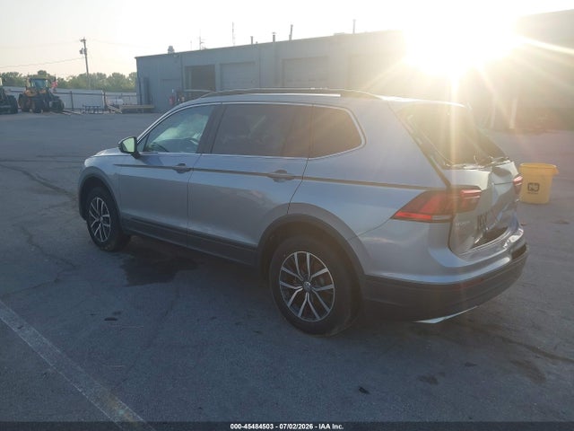 Продаж на аукціоні авто 2019 Volkswagen Tiguan 2.0t Se/2.0t Sel/2.0t Sel R-line/2.0t Sel R-line Black, vin: 3VV2B7AX6KM184935, номер лоту: 45484503