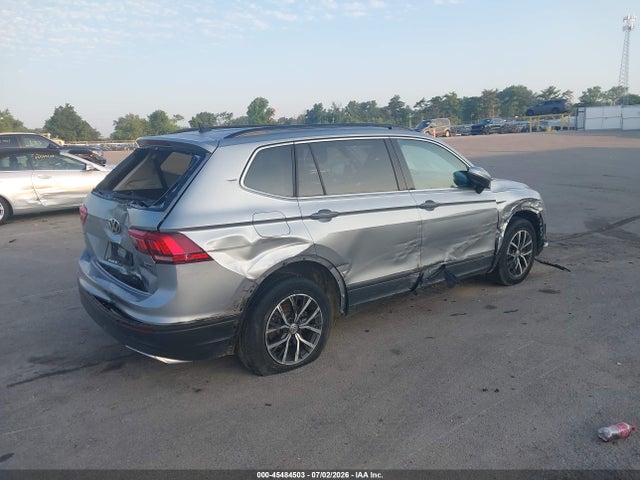 Продаж на аукціоні авто 2019 Volkswagen Tiguan 2.0t Se/2.0t Sel/2.0t Sel R-line/2.0t Sel R-line Black, vin: 3VV2B7AX6KM184935, номер лоту: 45484503