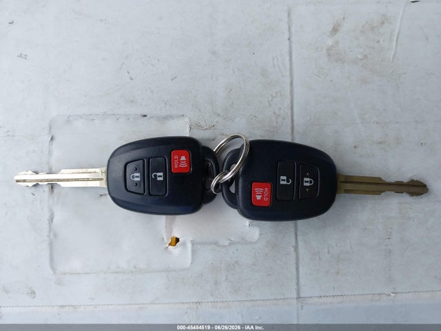 Toyota RAV4 LE 2015 2T3ZFREV4FW136036 Image 11