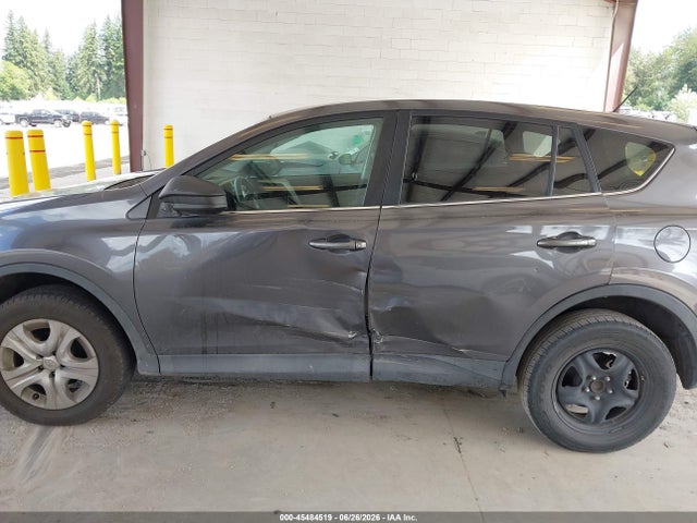 Toyota RAV4 LE 2015 2T3ZFREV4FW136036 Image 6