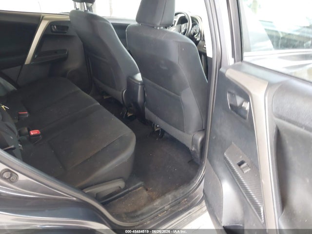Toyota RAV4 LE 2015 2T3ZFREV4FW136036 Image 8