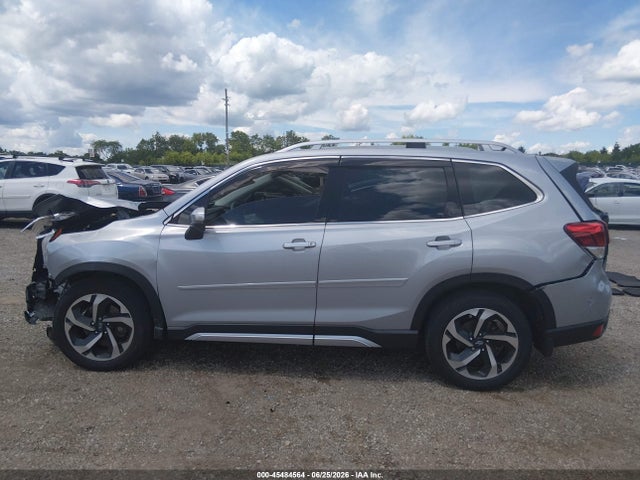Продаж на аукціоні авто 2022 Subaru Forester Touring, vin: JF2SKARC0NH440557, номер лоту: 45484564