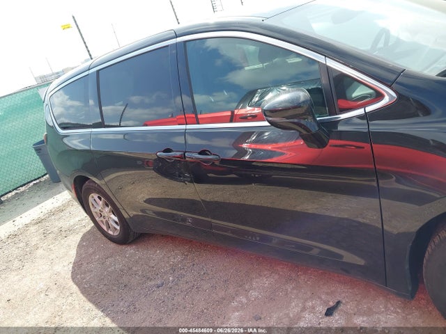 2025 Chrysler Pacifica Select მანქანა იყიდება აუქციონზე, vin: 2C4RC1BG4SR542628, აუქციონის ნომერი: 45484609