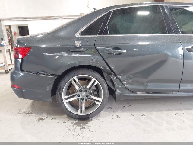 2017 Audi A4 Premium Plus მანქანა იყიდება აუქციონზე, vin: WAUENAF41HN014220, აუქციონის ნომერი: 45484667