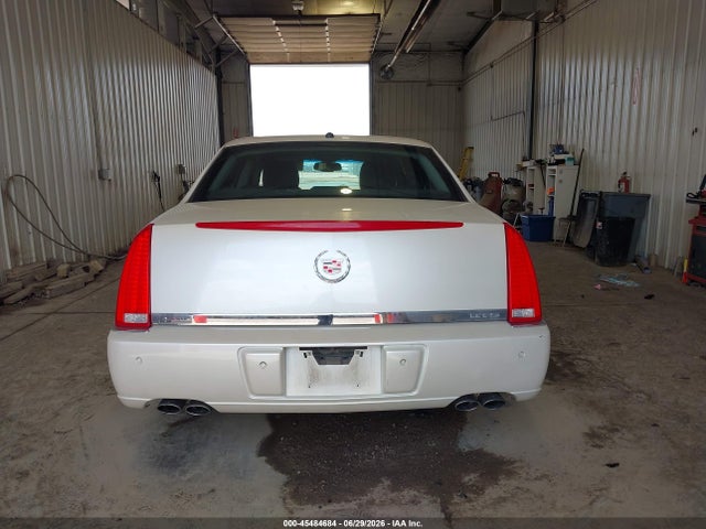 45484684 :رقم المزاد ، 1G6KD57Y18U191702 vin ، 2008 Cadillac Dts 1sc مزاد بيع