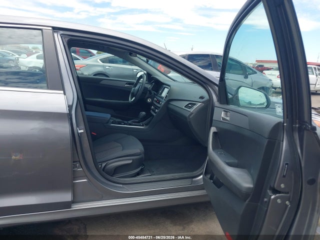 Hyundai SONATA SE 2019 5NPE24AF4KH813471 Image 5