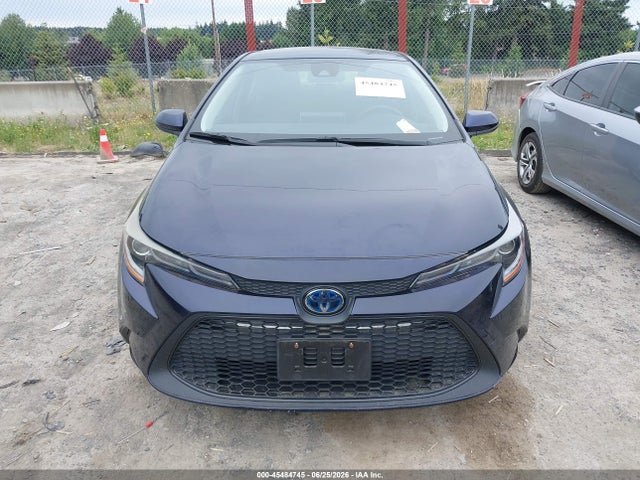 Toyota Corolla Hybrid Le 2021 JTDEAMDE8MJ029262 Image 13