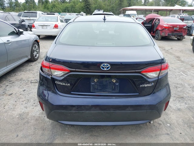 JTDEAMDE8MJ029262 Toyota Corolla Hybrid Le