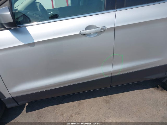 1FMCU9GD4JUC38762 Ford ESCAPE SE