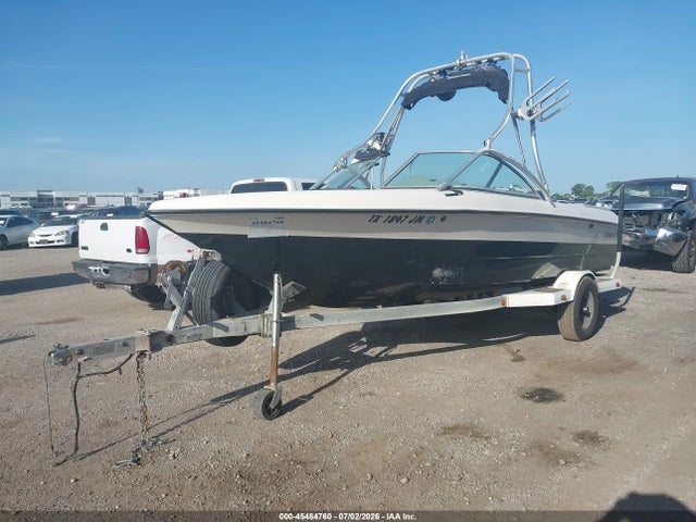 Продажа на аукционе авто 2001 Mastercraft 20', vin: MBCA2GN8L001, номер лота: 45484760