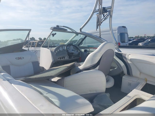Продажа на аукционе авто 2001 Mastercraft 20', vin: MBCA2GN8L001, номер лота: 45484760