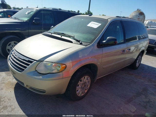 45484800 :رقم المزاد ، 2C4GP44R95R591520 vin ، 2005 Chrysler Town & Country Lx مزاد بيع