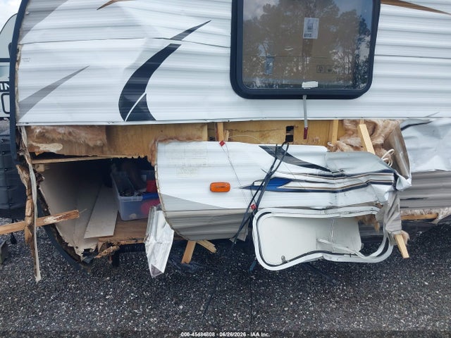 Forest River Wildwood 2018 4X4TWDZ22J7358422 Image 6