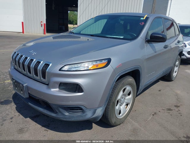 1C4PJMAB5HW664225 Jeep Cherokee Sport