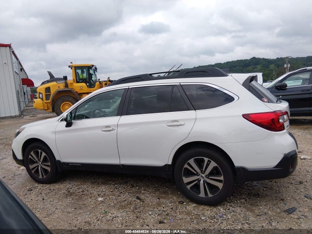 Продаж на аукціоні авто 2018 Subaru Outback 2.5i Limited, vin: 4S4BSANC0J3383350, номер лоту: 45484824