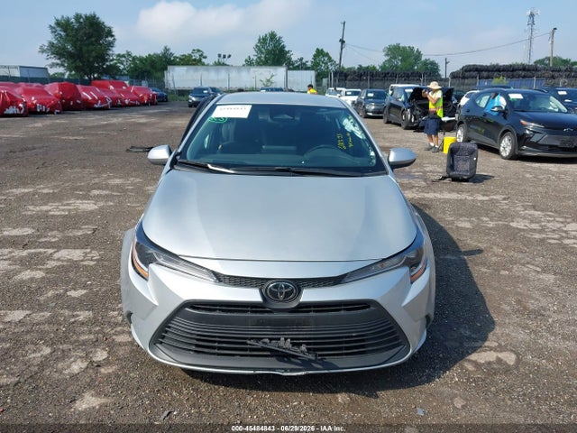5YFB4MDE1SP315649 Toyota COROLLA LE
