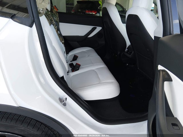 45484865 :رقم المزاد ، 7SAYGDEF6NF379777 vin ، 2022 Tesla Model Y Performance Dual Motor All-wheel Drive مزاد بيع