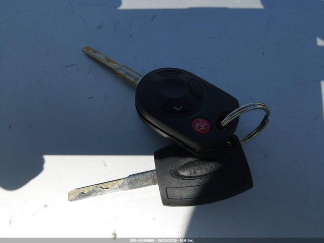 Ford ESCAPE S 2017 1FMCU0F70HUE24090 Image 11