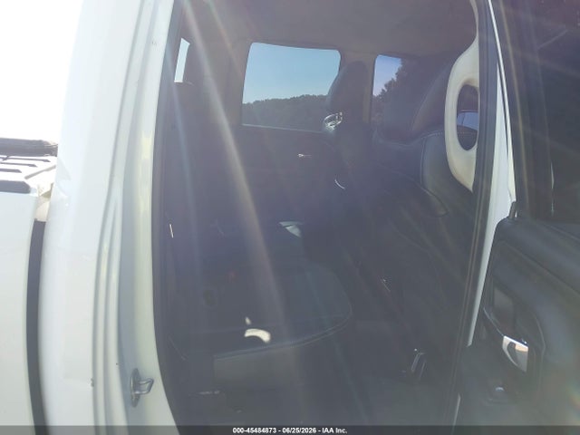 45484873 :رقم المزاد ، 1C6RR7HT0JS152457 vin ، 2018 Ram 1500 Night  4x4 6'4 Box مزاد بيع
