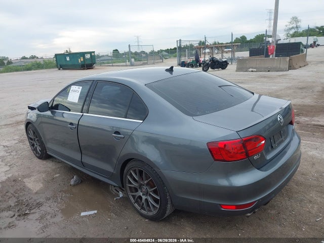 Продажа на аукционе авто 2013 Volkswagen Jetta Gli Autobahn W/nav, vin: 3VW467AJ2DM386985, номер лота: 45484924