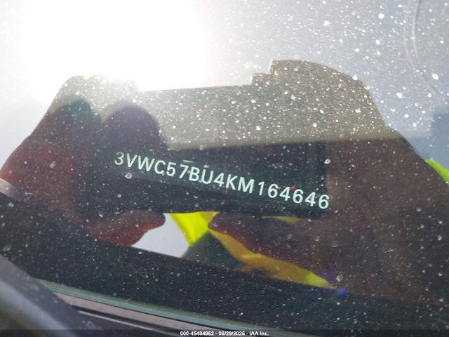 Aukcja sprzedaży 2019 Volkswagen Jetta 1.4t R-line/1.4t S/1.4t Se, vin: 3VWC57BU4KM164646, numer aukcji: 45484962