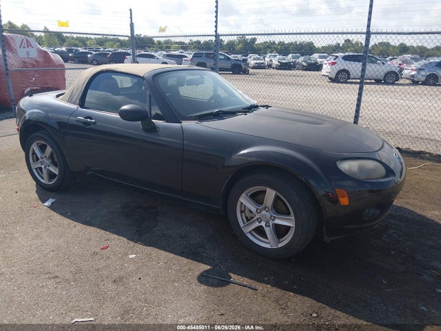 Продаж на аукціоні авто 2007 Mazda Mx-5 Sport, vin: JM1NC25F670137525, номер лоту: 45485011